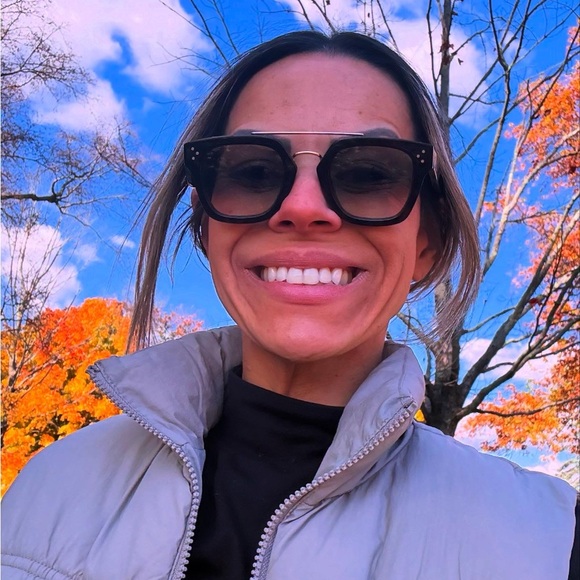 Meet your Posher - Picture 15 of 16